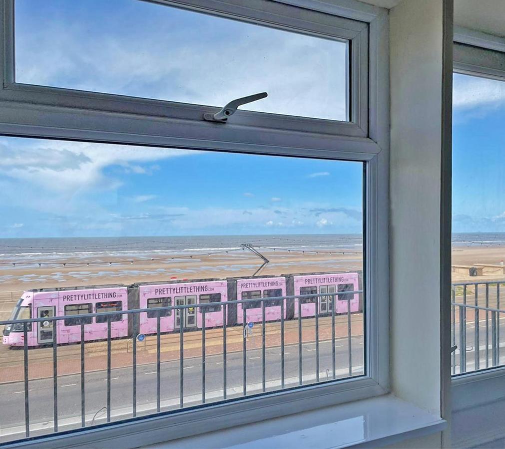 Sapphire Hotel Blackpool Promenade Extérieur photo