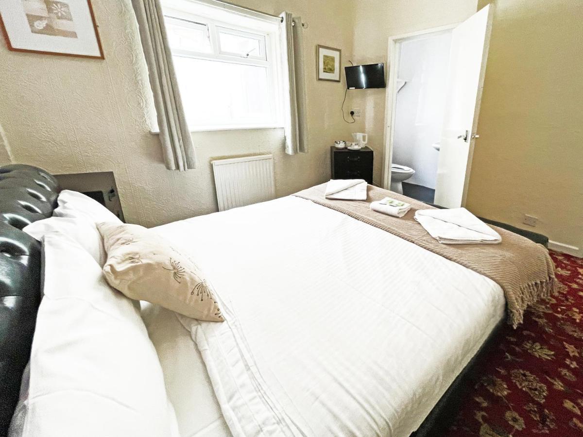 Sapphire Hotel Blackpool Promenade Extérieur photo